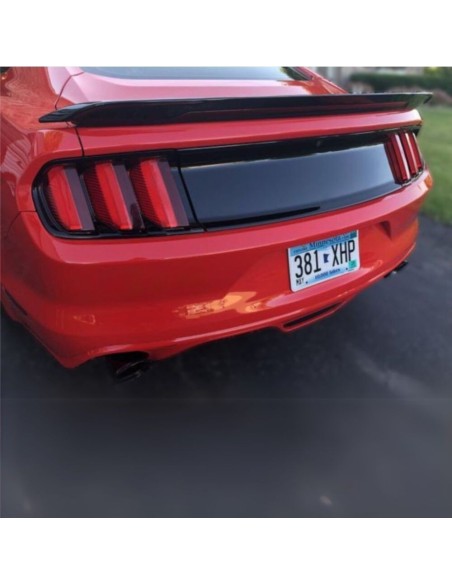 Reemplazo completo del panel de la tapa del maletero - Negro brillante (MUSTANG 15-23)