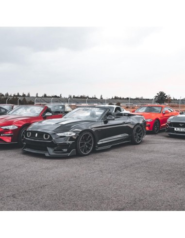 Parachoques delantero estilo MACH1 + luces direccionales LED/DRL (MUSTANG 18-23 EcoBoost, GT)