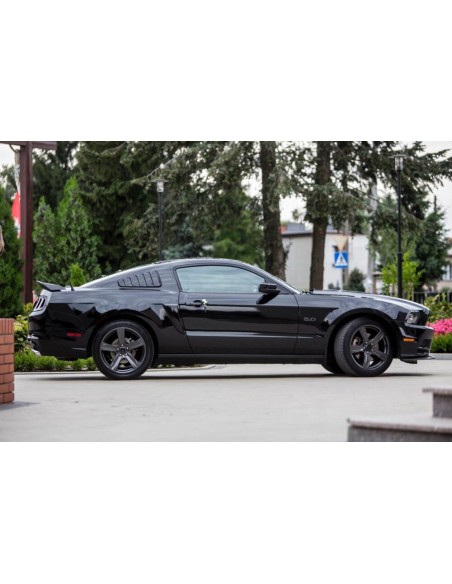 GT/CS Side Scoops (MUSTANG 10-14 all)