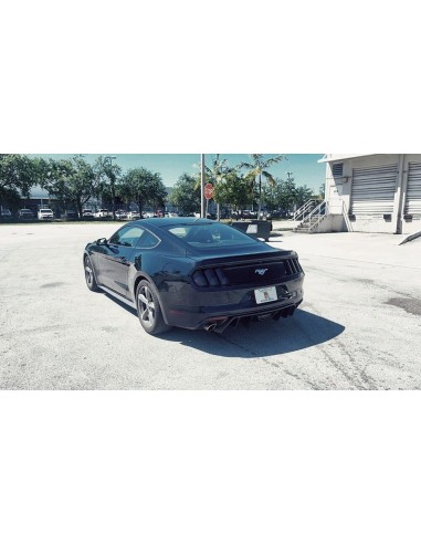 Difusor trasero estilo Hennessey (MUSTANG 15-17 BASE)
