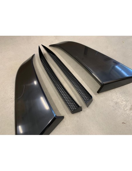 Aletas laterales grandes (MUSTANG 24-25)