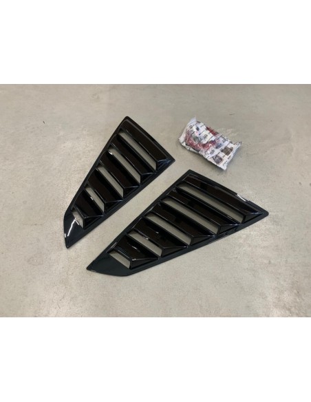 Persianas de ventana de cuarto de galón - Negro brillante (MUSTANG 24-25)