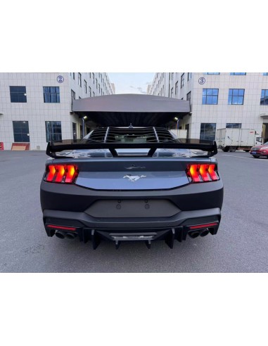 Alerón trasero de alto rendimiento con faldón Gurney - Negro mate - Estilo Dark Horse (MUSTANG 24-25)