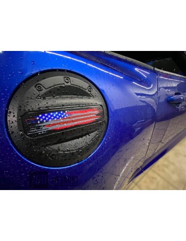 Puerta de combustible - Bandera de EE. UU. (CAMARO 16-23)