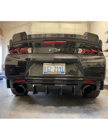 Difusor trasero con aletas - Puntas de escape simples o cuádruples - Negro brillante (CAMARO 16-23, todos excepto ZL1)