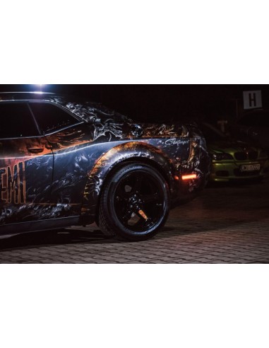 Kit de parachoques delantero y carrocería ancha - estilo Demon (CHALLENGER 15-23)