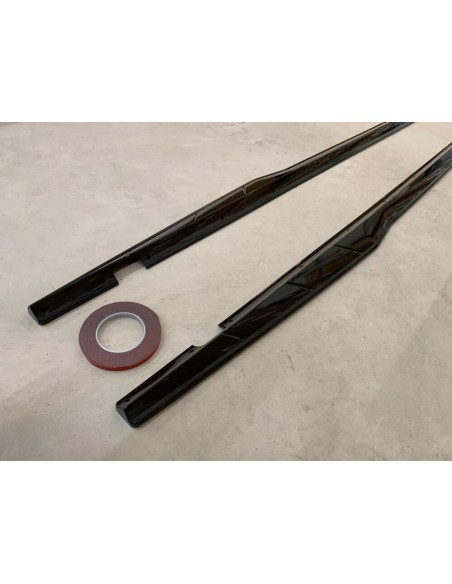 Faldones laterales V3 - Negro brillante (CHALLENGER 15-23)