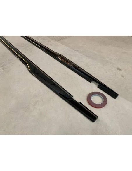 Faldones laterales V3 - Negro brillante (CHALLENGER 15-23)