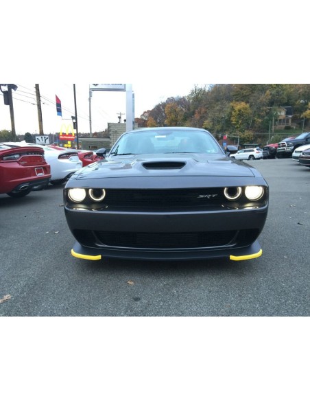 Protector divisor del labio del parachoques delantero (CHALLENGER 15-23 HELLCAT)